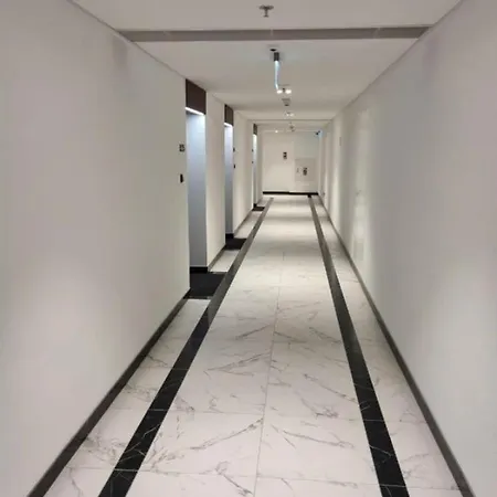公寓 Hanza Tower Deluxe Pool & Jacuzzi & Sauna